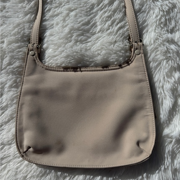 Amanda Smith Crossbody - Picture 3 of 5